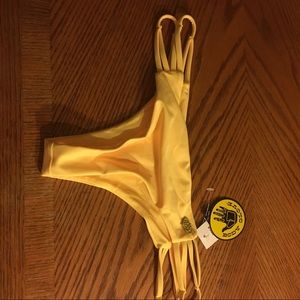 Body glove swimsuit bottom